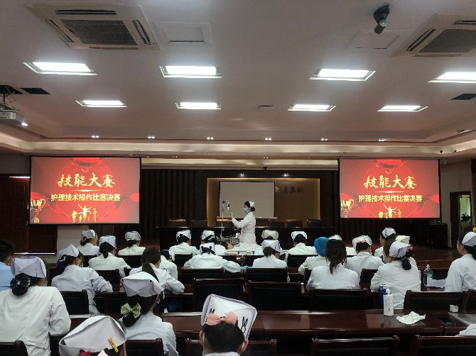 傳承紅色基因，創(chuàng)新發(fā)展護理 ——我院舉辦慶祝5.12國際護士節(jié)系列活動