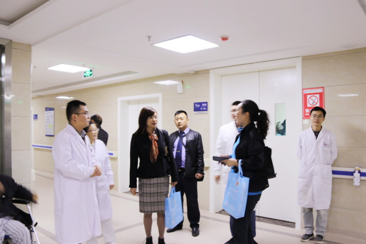 南充市精神病與精神衛(wèi)生質(zhì)控中心到小龍分院開展質(zhì)控督導工作